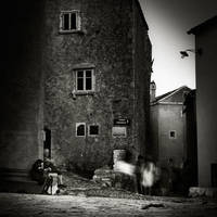 on a corner... by Kaarmen