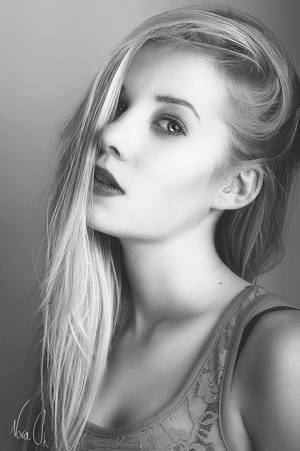 Model by noraok Model by noraok
