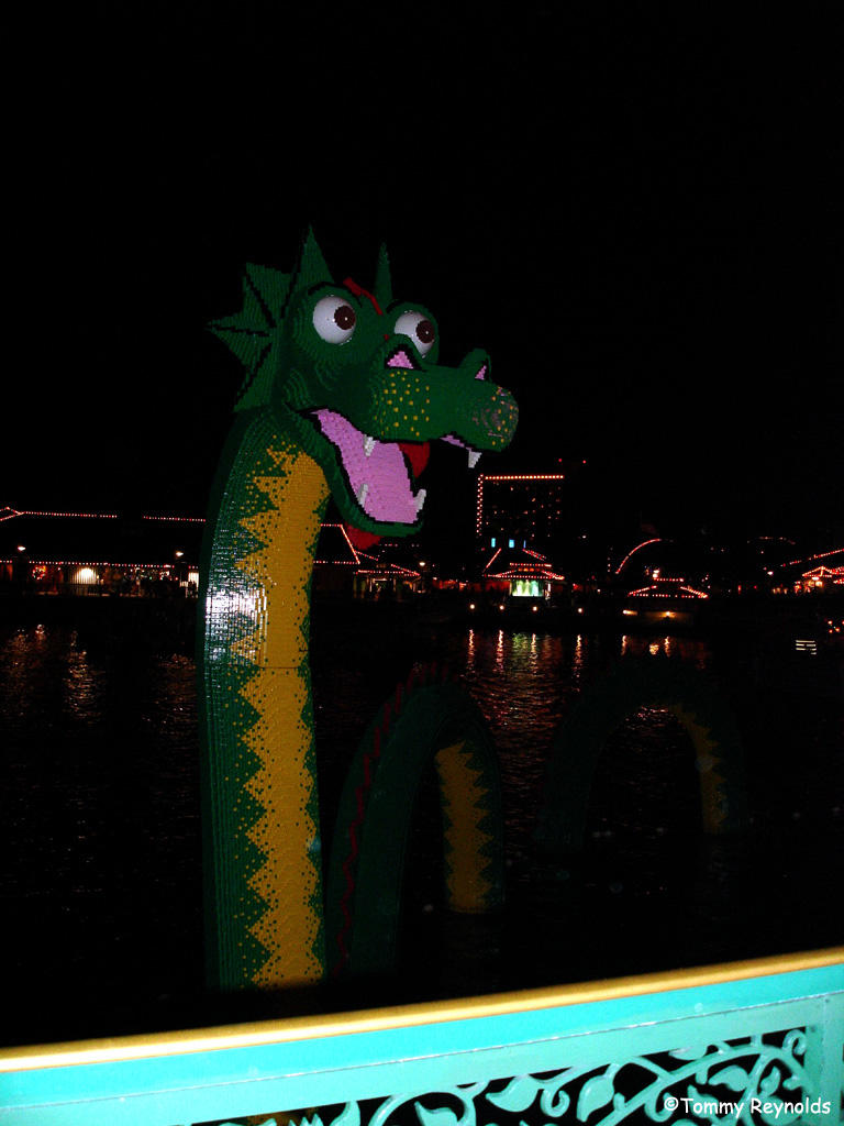Lego Ness Monster by tijir