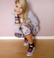 Converse by roberta-rae