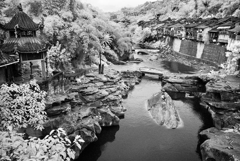 Zhong Shan in Infrared by avotius