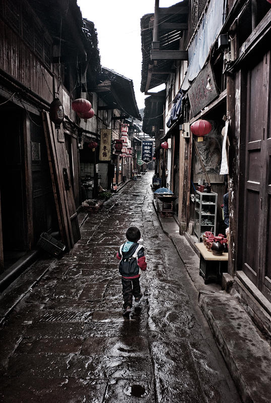 Zhong Shan - Main Street by avotius