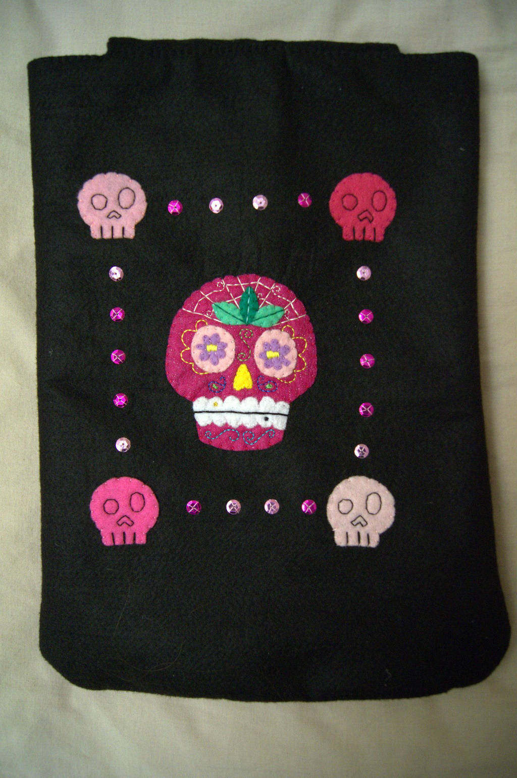 Sugar Skull Case by VickitoriaEmbroidery