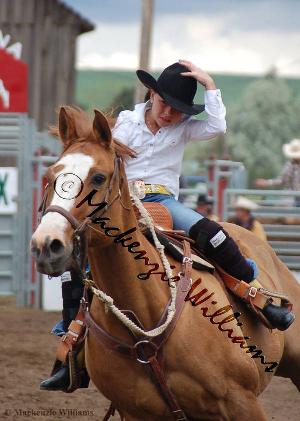 Helix: Barrel Racer by saudimack