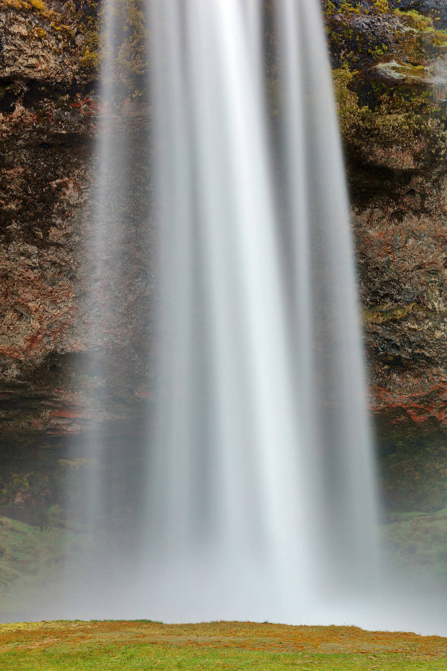 Silk Veil of Seljalandsfoss by somadjinn