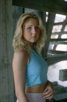 hide_under-ruins by Pippa-pppx