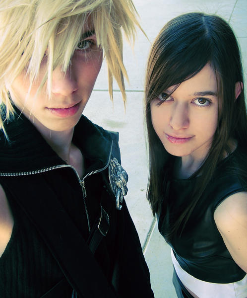 Cosplay: Cloud and Tifa by Raenstrife