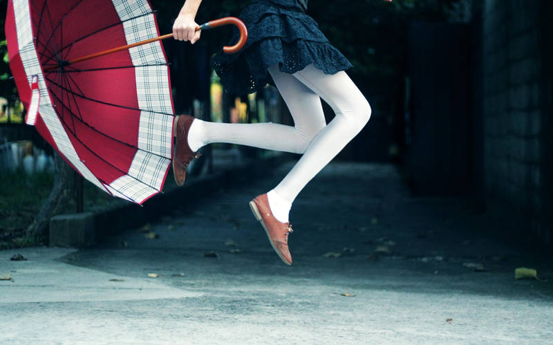 Skip the rainy days by little-moonshine