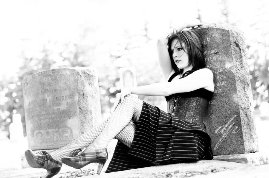 Tomb by NocturneEcho