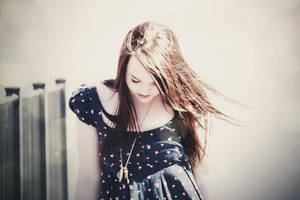 Falling Slowly by mandeelion