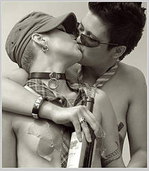 2 girls and a kiss by daaram