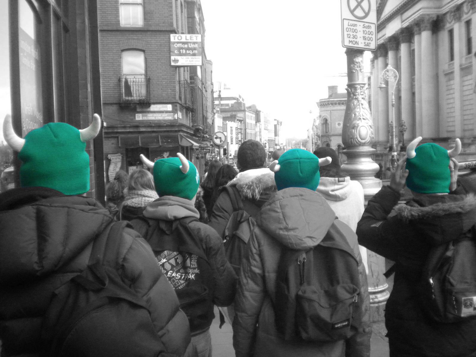 A trip in Ireland... and green hat! by MinYeon-ssi