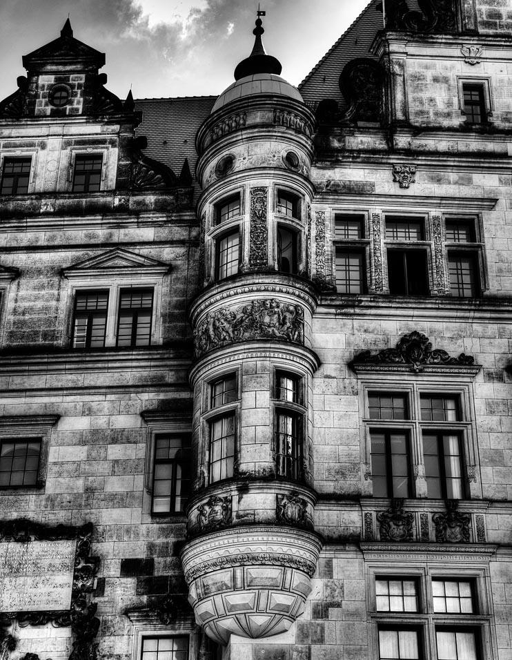 Dresden II by ruthsantcortis