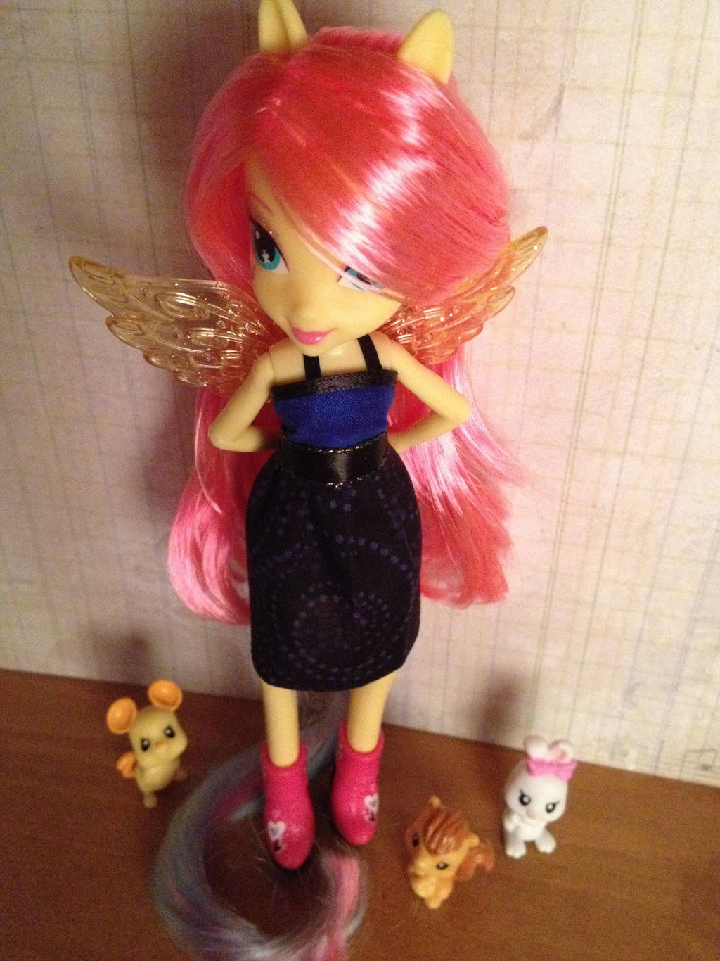 A new dress for Fluttershy by SailorCardKnight