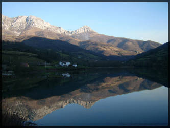 Trapped water by aliveruka