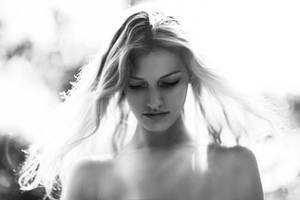 Mia II by larafairie