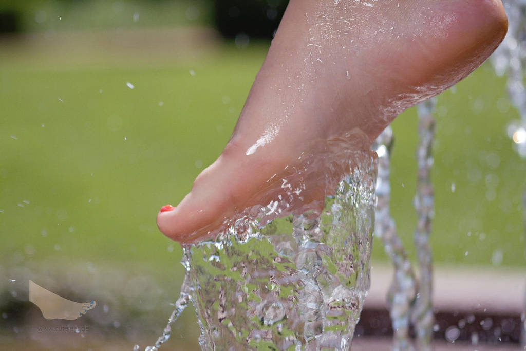 Jasmin Wet Soles by footportrait on DeviantArt