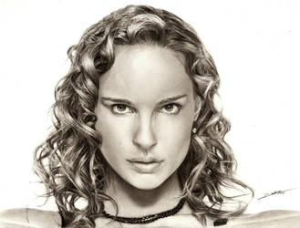 Natalie Portman by AmBr0