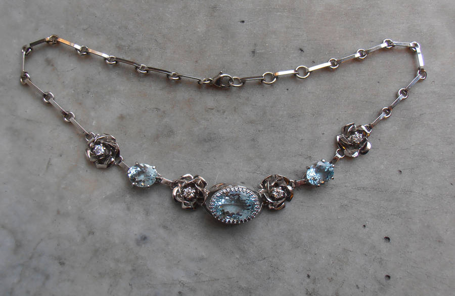 Karins Gold Rose necklace by fairyfrog