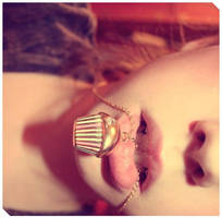 cutsie cutsie cupcake by honey-stick