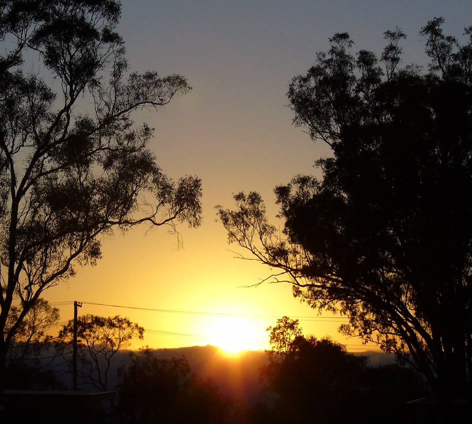Bathurst Sunrise 3 by IAmMarauder