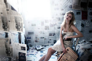 Breaking news by red-liight