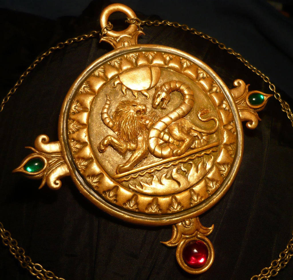 Schattenjager Talisman - handsculpted Amulet by Ganjamira