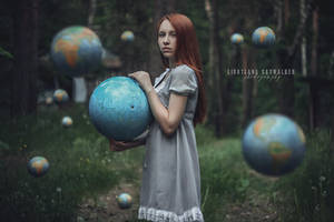 Globe by lightlanaskywalker