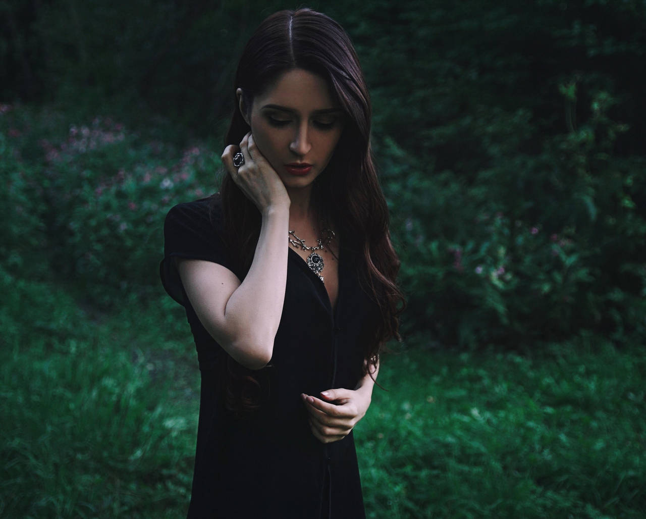 Coven Crypt jewelry set by anettfrozen