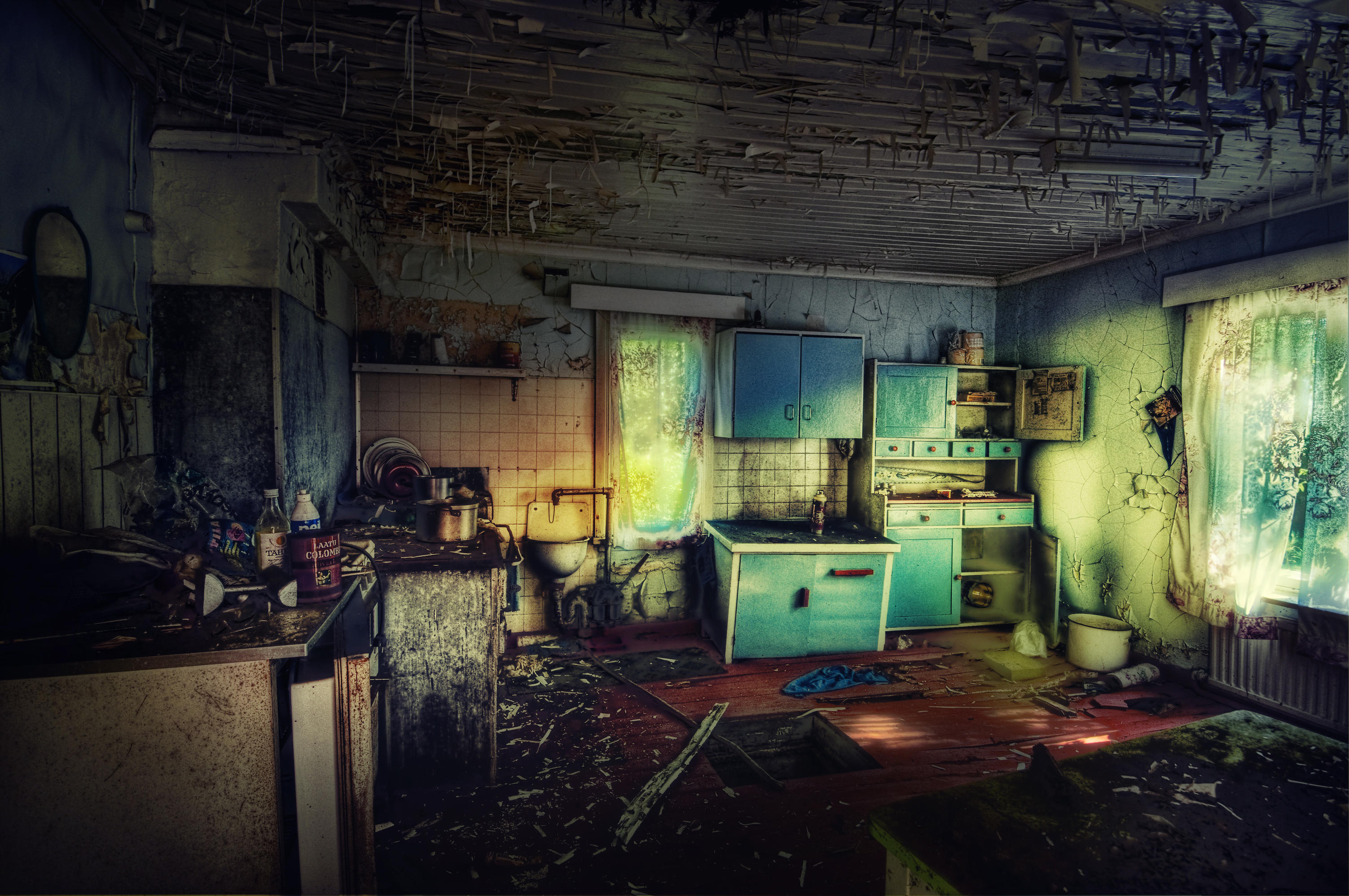 ...the abandoned house by SAMLIM