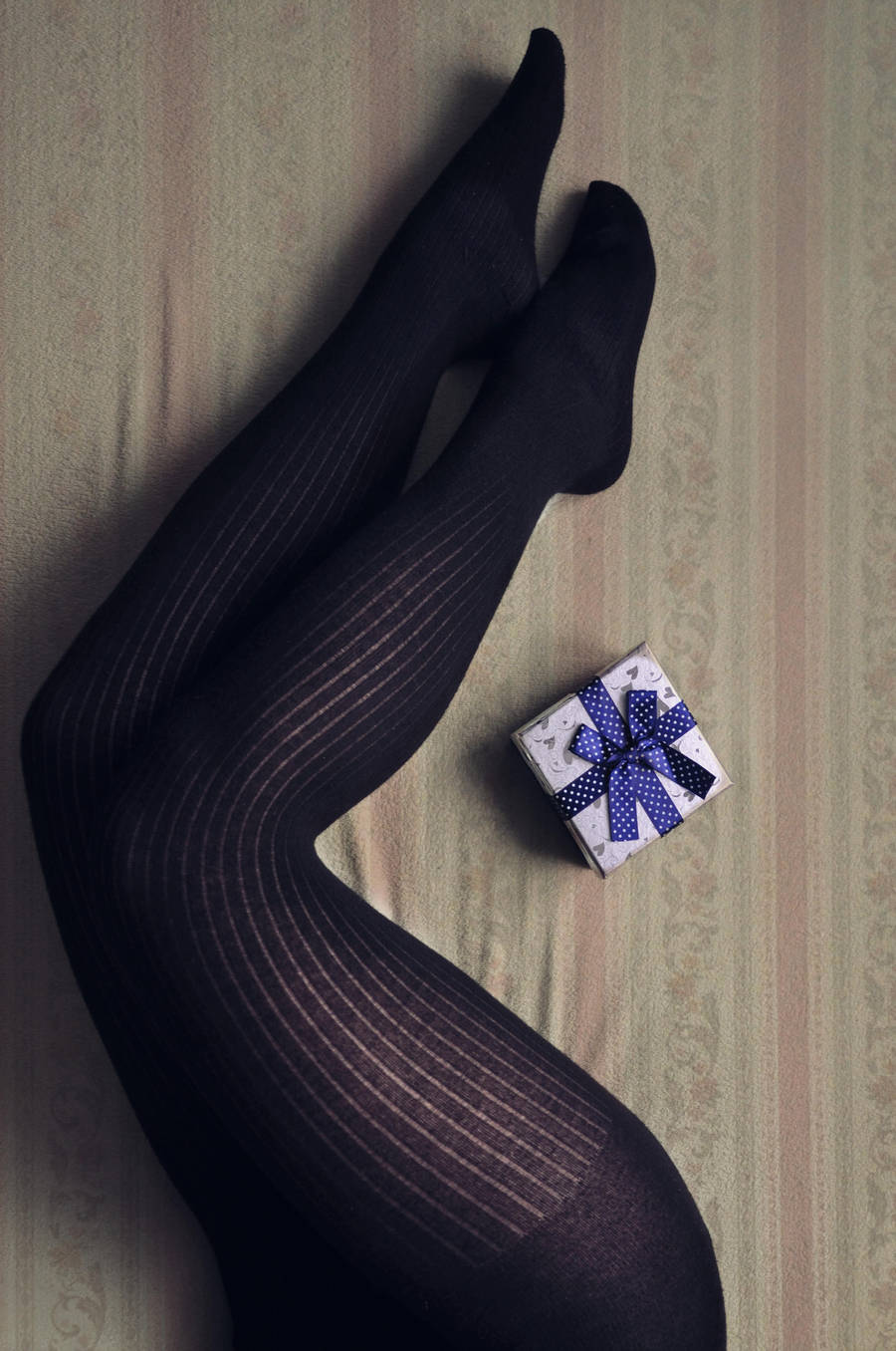 surprise. by Yvonnne92