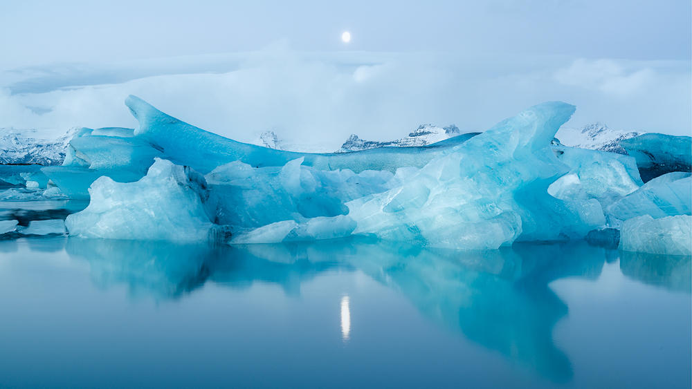 Mercury Falling by NicolasAlexanderOtto