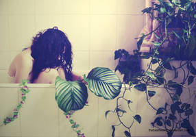 Siren in the bathroom by thebestfeeling