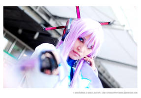 Vocaloid Kamui Gakupo: Violet by krishinya