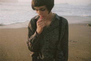 Non Lucie ne fais pas cela by Madame-Paquerette