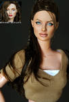 Repaint Angelina Jolie as Lara by noeling