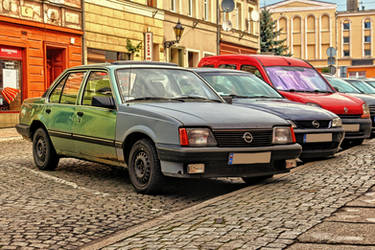 Ascona C and Vectra B by Abrimaal