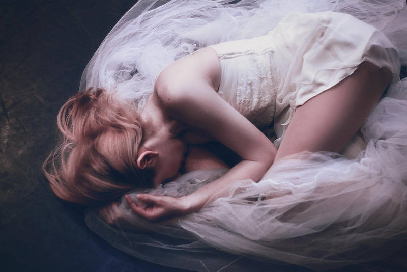 A graceful sense of emptiness by iNeedChemicalX