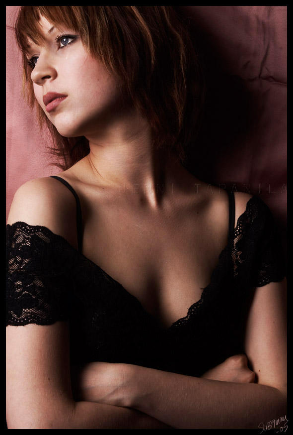 example of a tragic portrait by suzi9mm