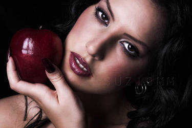 Eve swallowed by suzi9mm