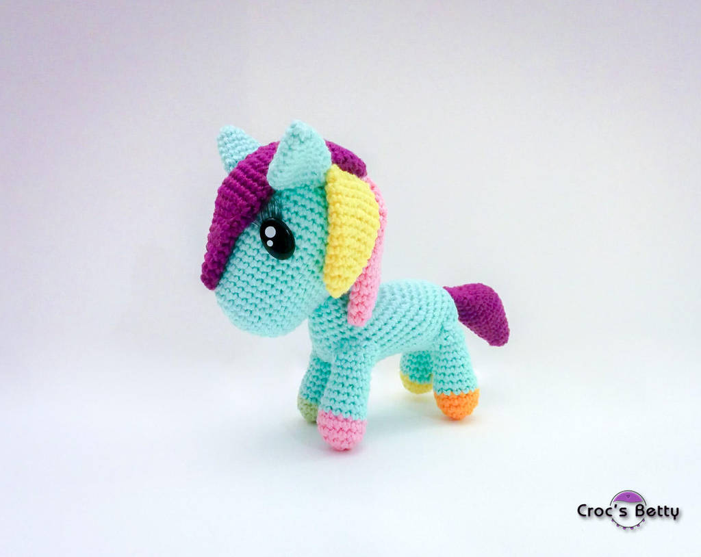 Dacodac the pony by Crocsbetty