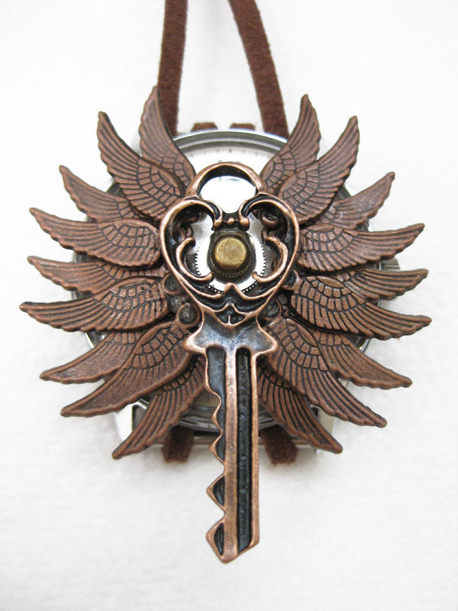 Steampunk Necklace - Wings by xxPRECIOUSMOMENTSxx