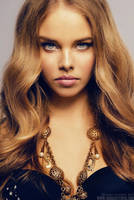 Yuliana by Daria Zaytseva by daria-zaytseva