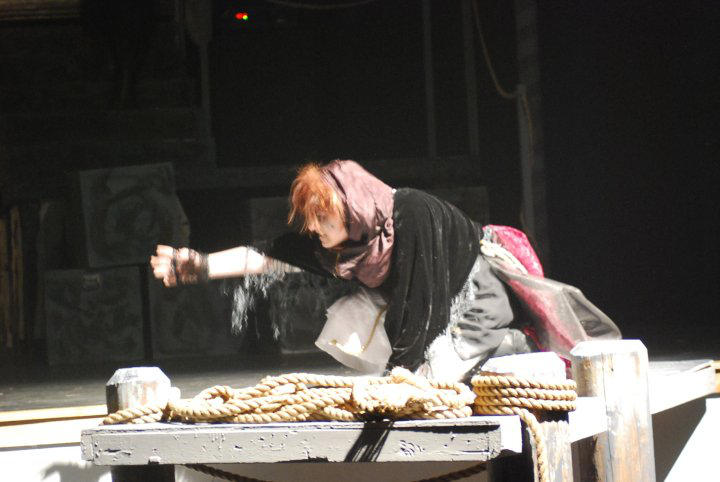 The Beggar Woman by Froggy-Spaztastic