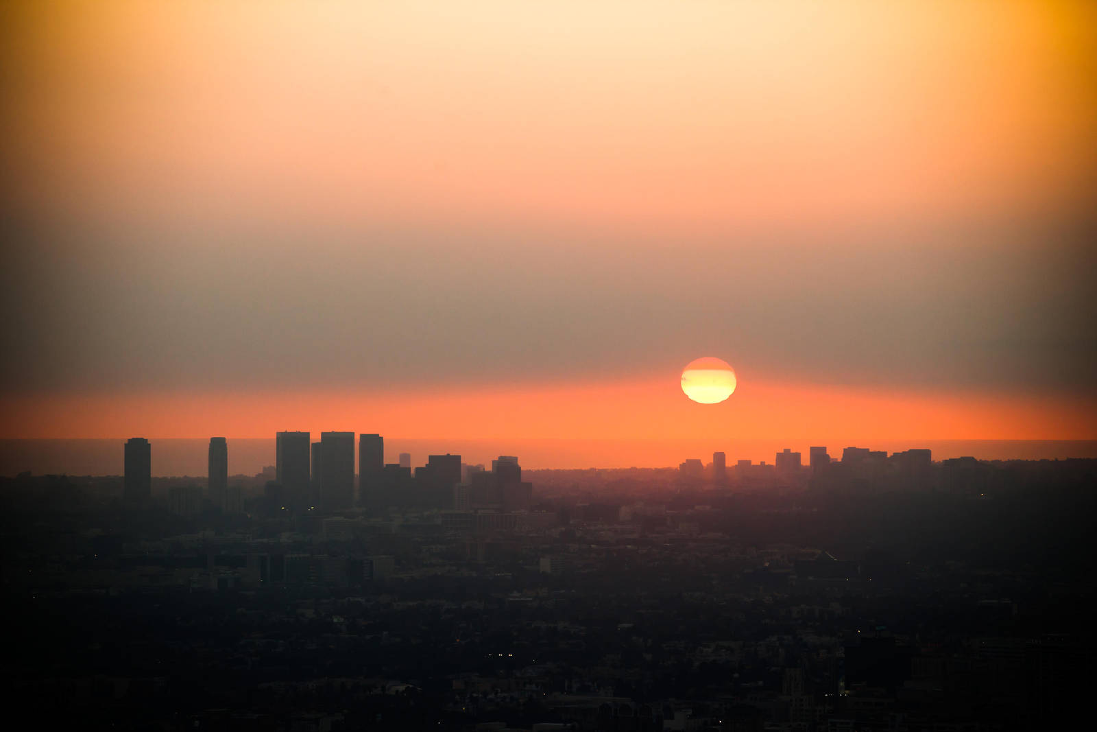 Sunset over Los Angeles by richardxthripp