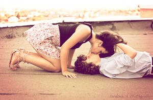 Kiss kiss. by andrisanteodora