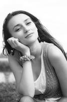 B and W by simonamoon