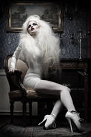 bella.bizarre IV by silent-order