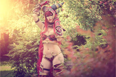 Alexstrasza cosplay by MiuMoonlight