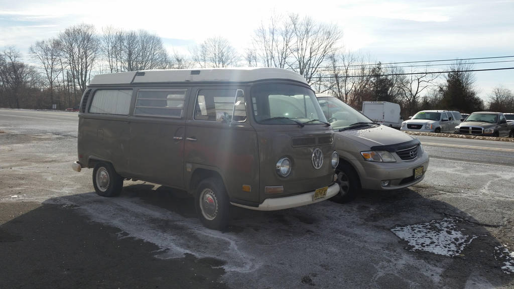 Types Of Vans >> Two Different Types Of Vans By Confused Man On Deviantart Types Of Vans >> Two Different Types Of Vans By Confused Man On Deviantart